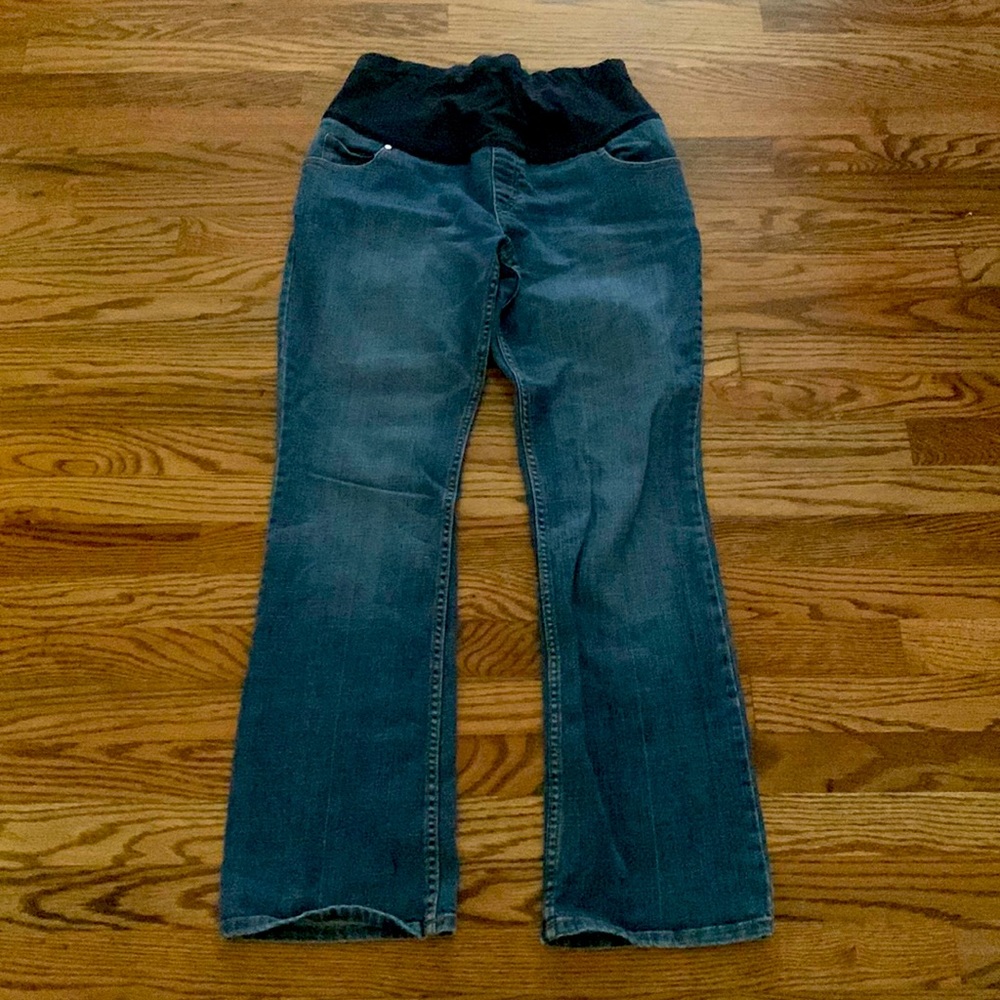 Maternity jeans 👖